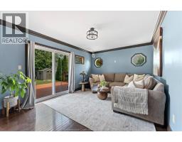 4060 KENNEDY DRIVE - 19