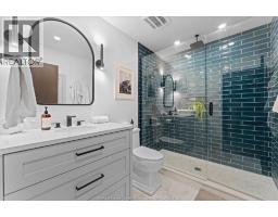 4060 KENNEDY DRIVE - 22