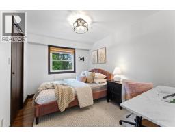 4060 KENNEDY DRIVE - 23