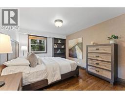 4060 KENNEDY DRIVE - 26