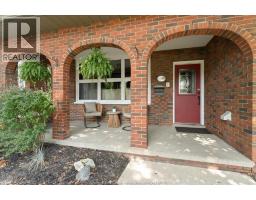 4060 KENNEDY DRIVE - 5