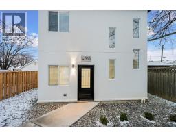 665 ALEXANDRINE STREET - 31