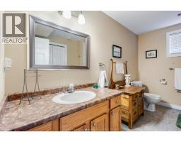 97 Theresa TRAIL - 29
