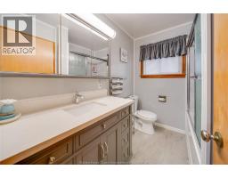 669 TALBOT ROAD - 11