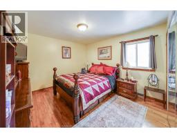 669 TALBOT ROAD - 12