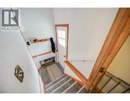 669 TALBOT ROAD - 26