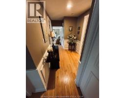 8285 MALDEN ROAD - 19