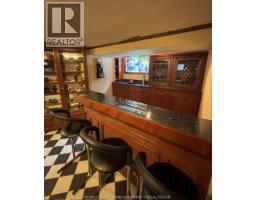 8285 MALDEN ROAD - 32