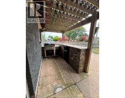 8285 MALDEN ROAD - 40