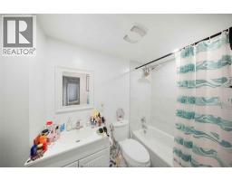 771 CHILVER ROAD - 37