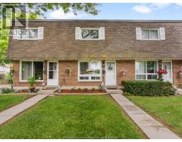 256 Victoria STREET South UnitNo. 32 - 1