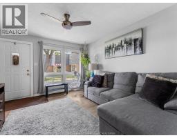 256 Victoria STREET South UnitNo. 32 - 3