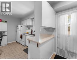 256 Victoria STREET South UnitNo. 32 - 9
