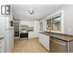 39 PATRICIA STREET - 11