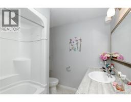 39 PATRICIA STREET - 15