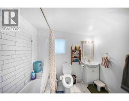 771 CHILVER ROAD - 39