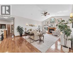 2207 SOUTH MIDDLE ROAD - 17