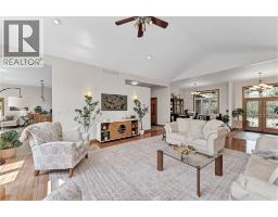 2207 SOUTH MIDDLE ROAD - 19