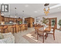 2207 SOUTH MIDDLE ROAD - 26