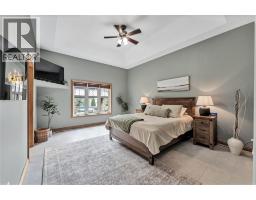 2207 SOUTH MIDDLE ROAD - 27