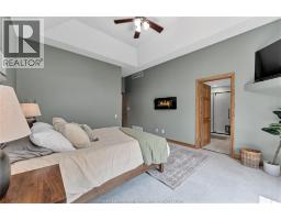 2207 SOUTH MIDDLE ROAD - 28