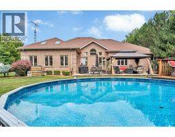 2207 SOUTH MIDDLE ROAD - 3