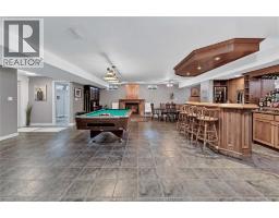 2207 SOUTH MIDDLE ROAD - 38