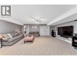 2207 SOUTH MIDDLE ROAD - 40