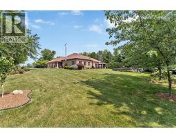 2207 SOUTH MIDDLE ROAD - 7