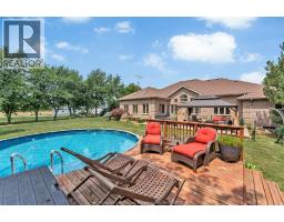 2207 SOUTH MIDDLE ROAD - 9