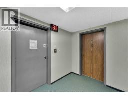 9099 RIVERSIDE DRIVE East UnitNo. 1121E - 8