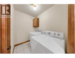 589 OLCOTT AVENUE - 33