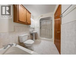 589 OLCOTT AVENUE - 40