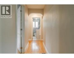 805 Roselawn DRIVE - 19