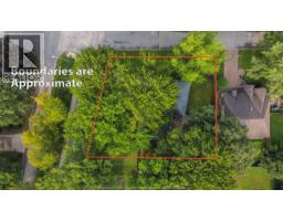 805 Roselawn DRIVE - 35