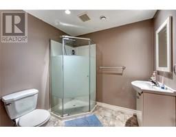 1329 FOSTER AVENUE - 23
