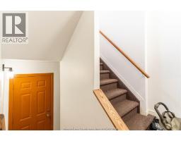 562 DOUGALL - 18