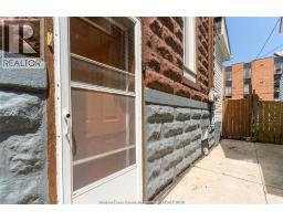 562 DOUGALL - 36
