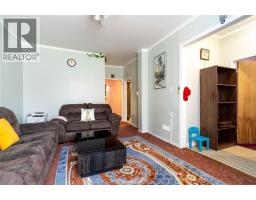 562 DOUGALL - 6