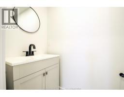 576 ELINOR - 30