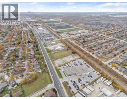 10982 TECUMSEH ROAD East - 13