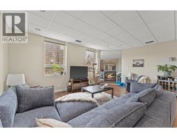 552-554 PITT STREET West - 19