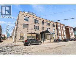 552-554 PITT STREET West - 3