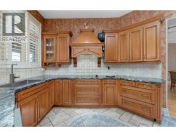 490 SHOREVIEW - 25
