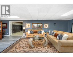 490 SHOREVIEW - 41