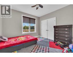 498 SACRED HEART DRIVE - 21