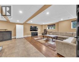 498 SACRED HEART DRIVE - 30
