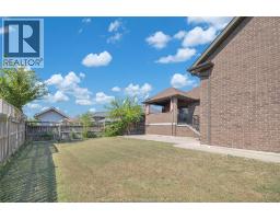 498 SACRED HEART DRIVE - 43