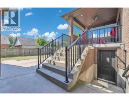 498 SACRED HEART DRIVE - 46