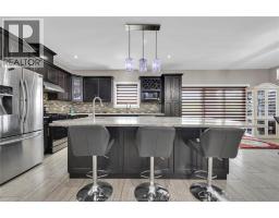498 SACRED HEART DRIVE - 8
